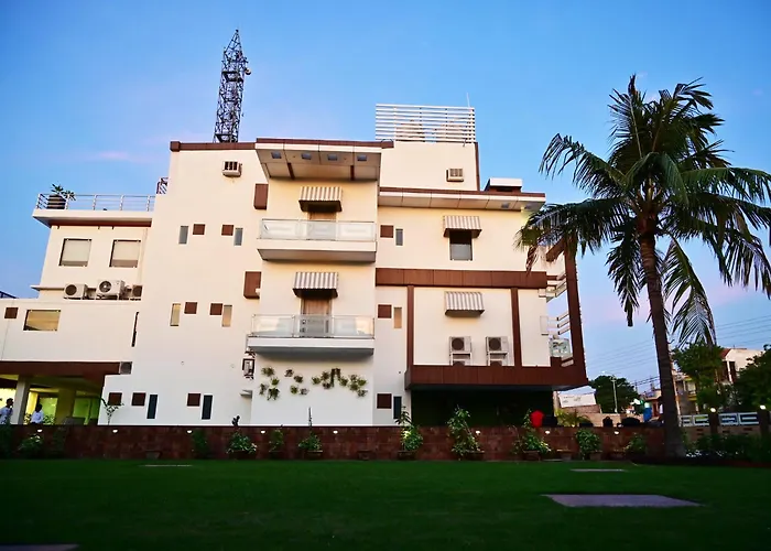 Jaswant Vilas A Boutique Prayagraj 5 Minutes To AirportVilla